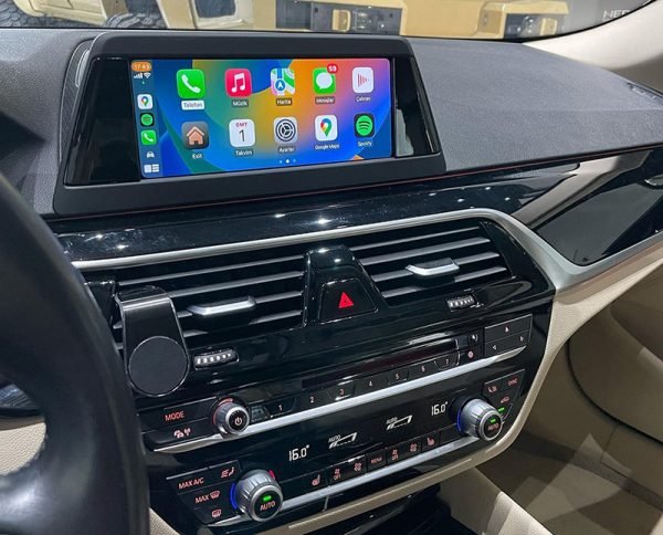EVO BMW F40 Carplay installation